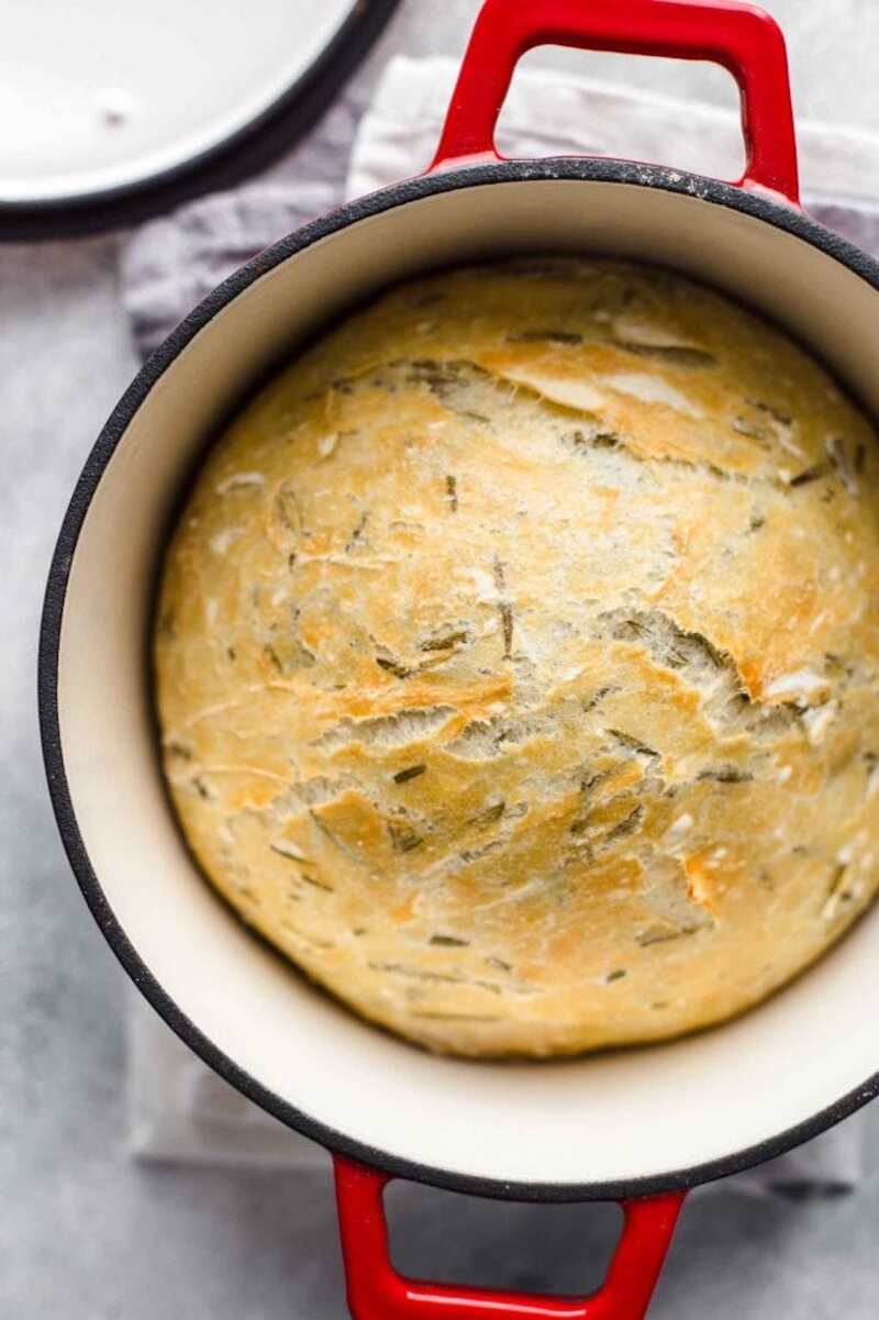 bread with rosemary